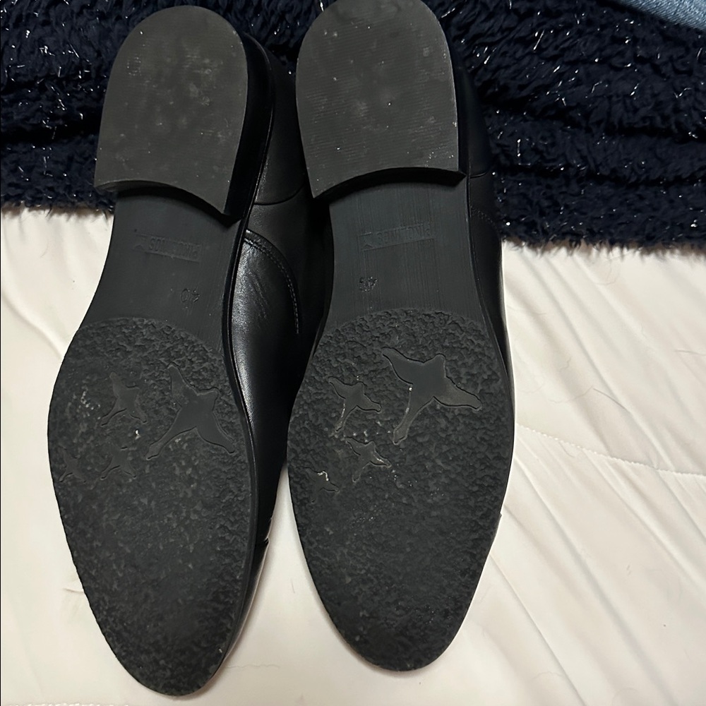 Pikolinos Pyrgos Laceless Oxford Women's Black LeatherSlip-On Shoes - Picture 3 of 7